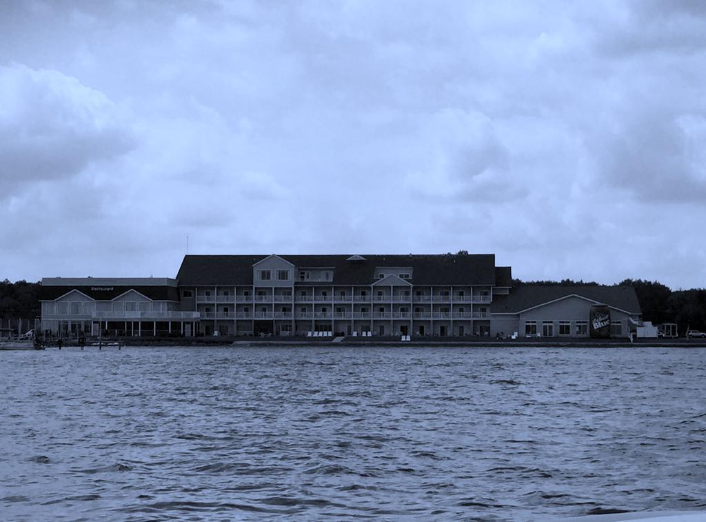 Lakeside Resort & Conference Center Хоутън Лейк Екстериор снимка