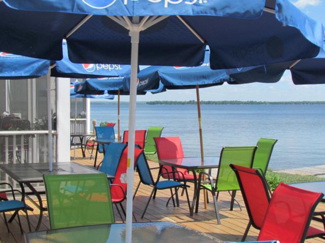 Lakeside Resort & Conference Center Хоутън Лейк Екстериор снимка